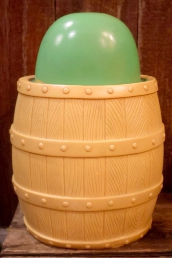 画像7: ct-261014-20 NEW YORK VINYL PROD 1971 Kilroy Peek-a-Boo Barrel Coin Bank