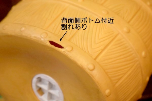 画像15: ct-261014-20 NEW YORK VINYL PROD 1971 Kilroy Peek-a-Boo Barrel Coin Bank