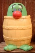 ct-261014-20 NEW YORK VINYL PROD 1971 Kilroy Peek-a-Boo Barrel Coin Bank