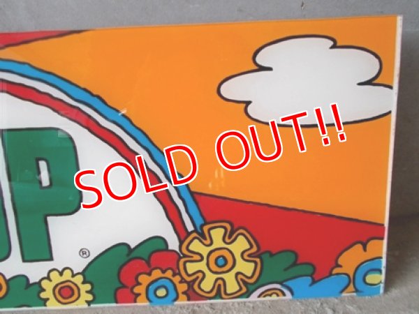 画像4:  dp-120925-02 7up × Peter Max / 70's Plastic sign