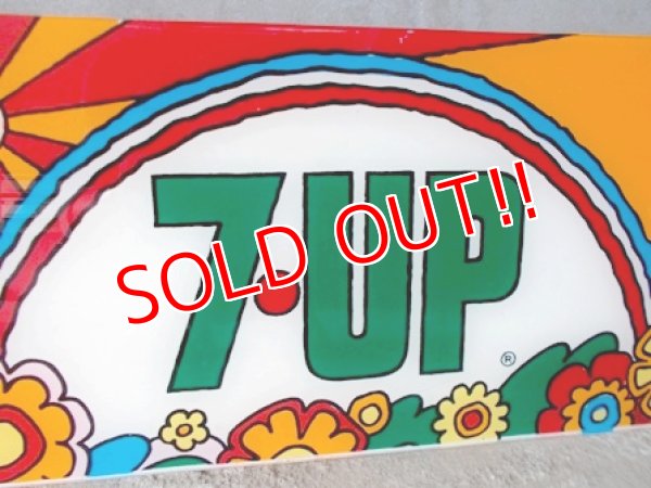 画像2:  dp-120925-02 7up × Peter Max / 70's Plastic sign