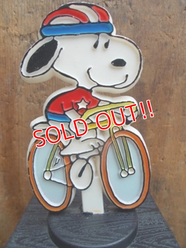 画像2: ct-120523-15 Snoopy / AVIVA 70's Trophy "World's Best Bicycle Rider"