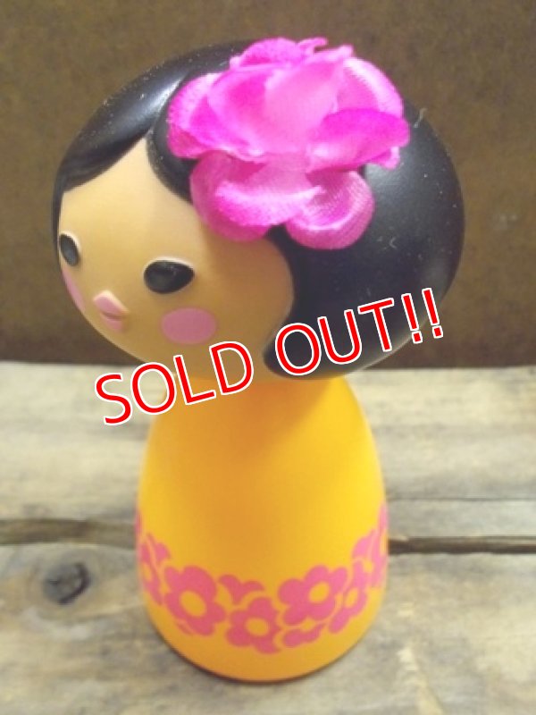 画像2: av-120925-03 Small World / NON-TEAR SHAMPOO "SENORITA" w/Box