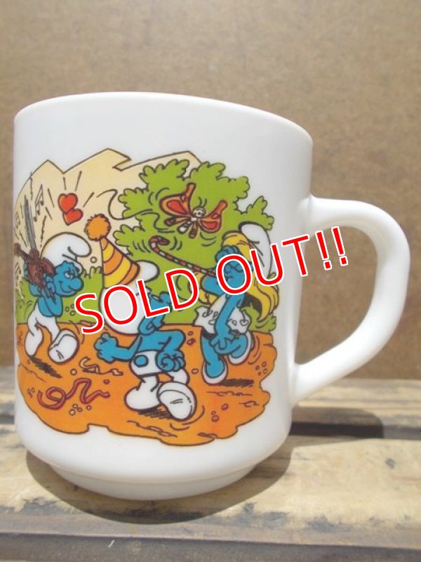 画像1: gs-130716-14 Smurf / 1987 Milk glass mug (France)