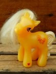 画像1: ct-120815-18 My Little Pony / McDonald's 2005 Meal Toy "Butterscotch"