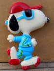 画像1: ct-131201-55 Snoopy / 70's Magnet "Roller skates"