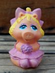 画像1: ct-131210-32 Baby Miss Piggy / AVON 1985 Finger puppet