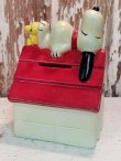 画像3: ct-140218-10 Snoopy / Determined 70's Ceramic Bank "Snoopy House"