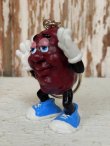 画像2: ct-140211-64 California Raisins / 80's PVC Keychain "Justin X. Grape"