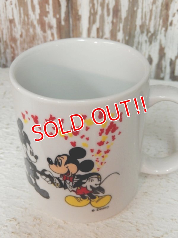 画像4: ct-140318-82 Mickey Mouse / Sixty Years Mickey 80's Ceramic Mug