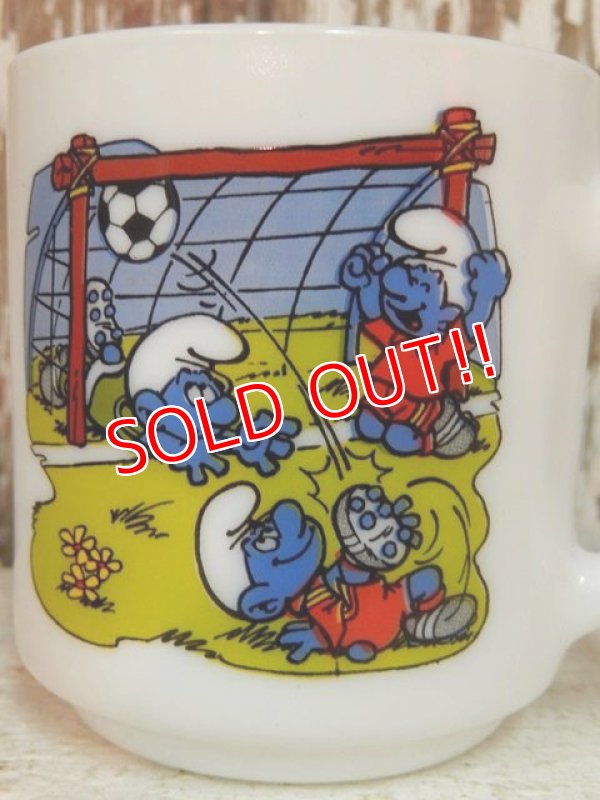 画像2: ct-140401-09 Smurf / 1990 Milk glass mug (France)