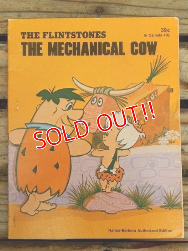 画像1: bk-140610-07 The Flintstones / The Mechanical Cow 1975 Picture Book