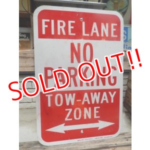 画像: dp-140606-01 Road sign "FIRE LANE NO PARKING"