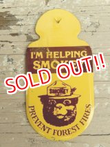 画像: ct-140715-15 Smokey Bear / 70's "I'M HELPING SMOKEY" Pins