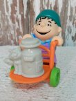 画像1: ct-140812-23 PEANUTS / McDonald's 1990 Meal Toy "Linus's Milk Mover"