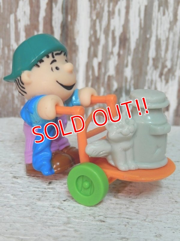 画像3: ct-140812-23 PEANUTS / McDonald's 1990 Meal Toy "Linus's Milk Mover"