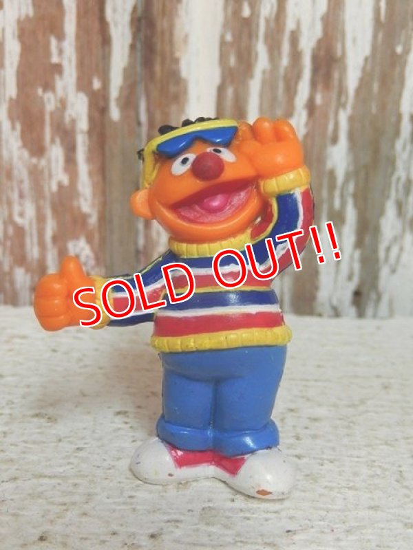 画像1: ct-140916-97 Ernie / Mattel 90's Plastic figure