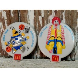 画像: ct-141001-21 McDonald's / 1988 Ronald McDonald & Cosmc Plastic Clip Badge 2p set