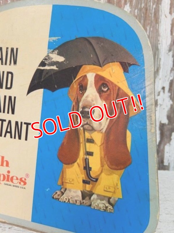 画像2: ct-141001-22 Hush Puppies / 70's Cardboard sign "Rain and Stain Resistant"