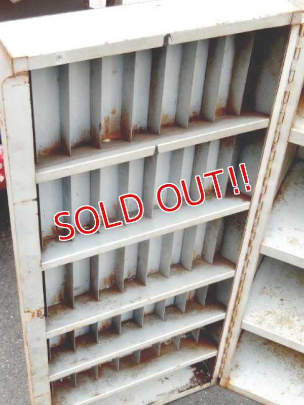 画像5: dp-141001-02 BORG WARNER / Vintage Metal Cabinet