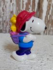 画像2: ct-150310-71 Snoopy / Whitman's 2002 PVC "Snoopy carries Woodstock"