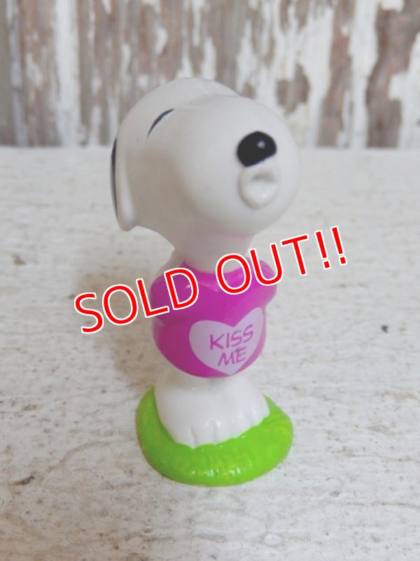 画像2: ct-150310-71 Snoopy / Whitman's 2001 PVC "Kiss Me"