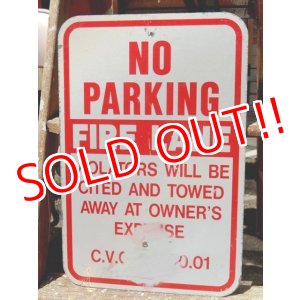 画像: dp-150501-07 Road sign "FIRE LANE NO PARKING"