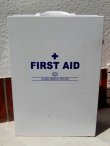 画像1: dp-150609-02 Global Medical Service / Vintage FIRST AID Cabinet