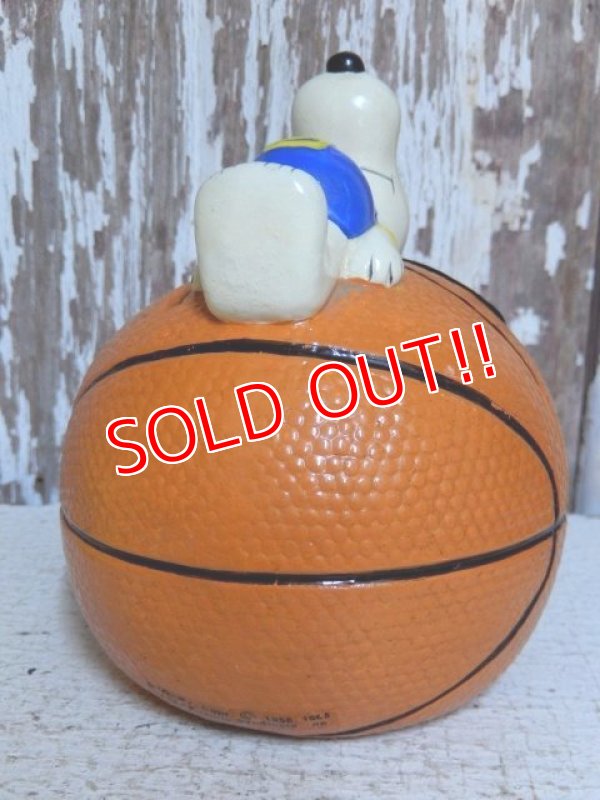 画像5: ct-150701-17 Snoopy / Determined 1976 Bank "Basketball"