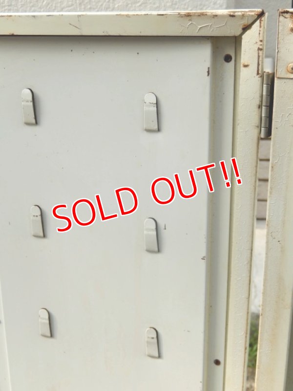 画像12: dp-150819-04 Wheel Safety Service / Vintage Cabinet