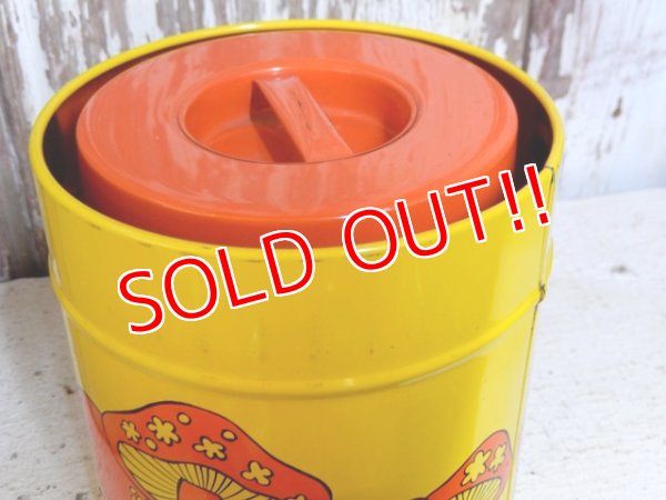 画像7: dp-151104-12 Vintage Mushroom Tin Canister
