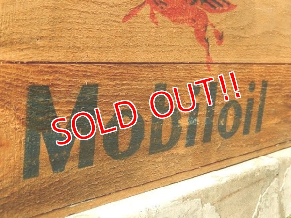 画像4: dp-160401-21 Mobiloil / 40's-50's Wood Box