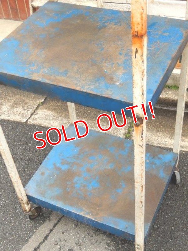 画像3: dp-160401-35 BRIGGS & STRATTON / Vintage Metal Oil Display Shelf