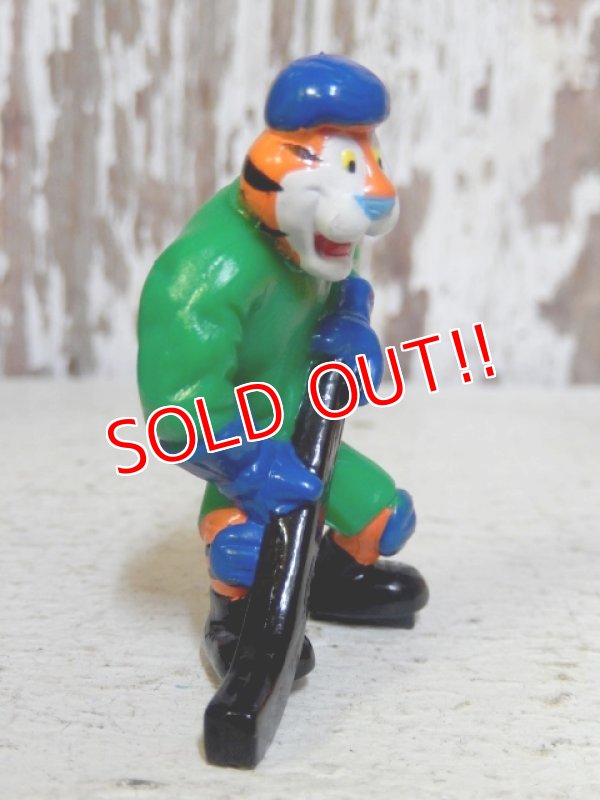 画像2: ct-160409-31 Kellogg's Tony the Tiger / 90's PVC "Hockey"