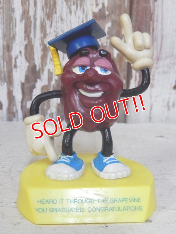 画像1: ct-160615-19 California Raisins / 1988 PVC "The Graduates Justin X. Grape"