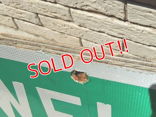 画像5: dp-160801-05 Road Sign / OLD WELLS LN