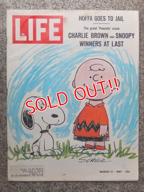 画像2: ct-160901-36 LIFE Magazine / March 17, 1967 PEANUTS