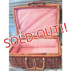 画像: dp-170308-13 Vintage Picnic Basket