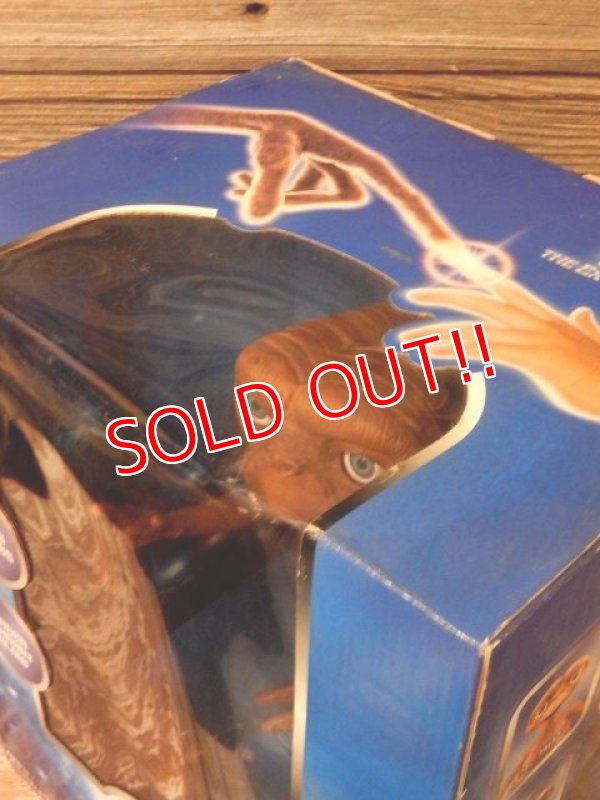 画像7: ct-170501-11 E.T. / 2002 TOYS"R"US Exclusively Animaltronic E.T.
