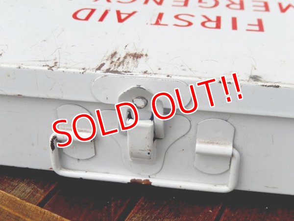 画像8: dp-170422-08 Johnson & Johnson / 60's-70's First Aid Kit Box