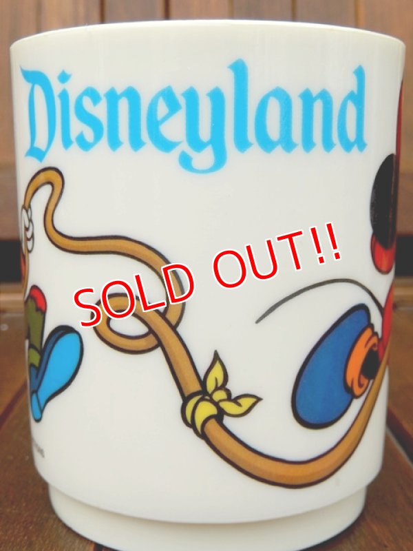 画像4: ct-170511-25 Mickey Mouse & Goofy / Disneyland 1970's Firefighter Plastic Mug