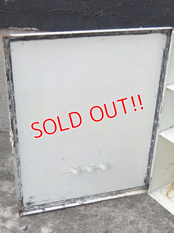 画像6: dp-170810-24 Certified First Aid Kit Metal Box