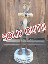 画像: ct-170901-36 Wile E. Coyote / R.DAKIN 1970's Figure w/stand Goofy Grams