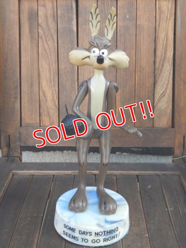 画像1: ct-170901-36 Wile E. Coyote / R.DAKIN 1970's Figure w/stand Goofy Grams