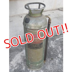 画像: dp-170901-10 1940's Metal Fire Extinguisher