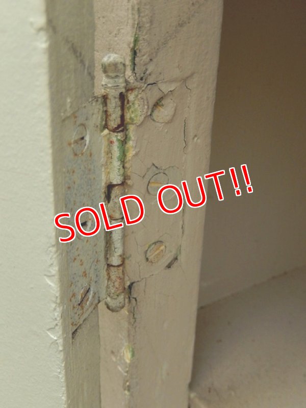 画像9: dp-170810-27 Milk Paint Vintage Wood Cabinet