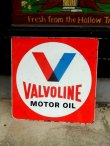 画像1: dp-171101-04 Valvoline / 1960's W-side Metal Sign