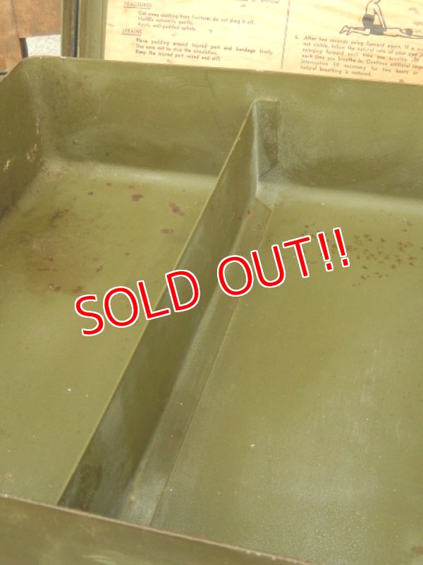 画像7: dp-180201-13 1940's U.S.FIRST AID KIT BOX