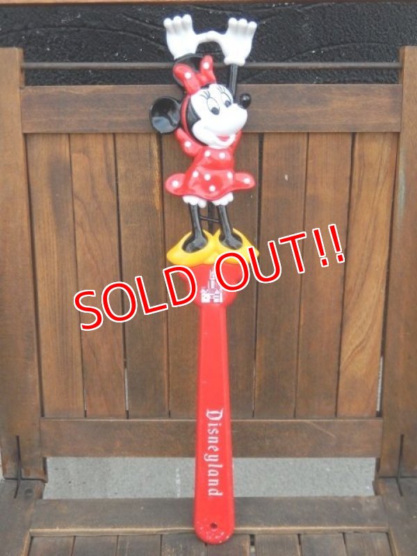 画像1: ct-180201-26 Minnie Mouse / Disneyland 1980's-1990's Backscratcher