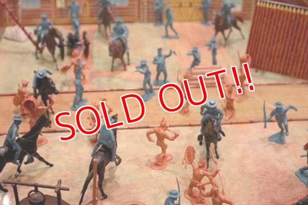 画像10: dp-171206-36 MARX / 1968 Fort Apache Play Set